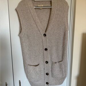 Sleeveless Knit Cardigan with Pockets